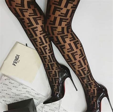 Fendi stockings size guide